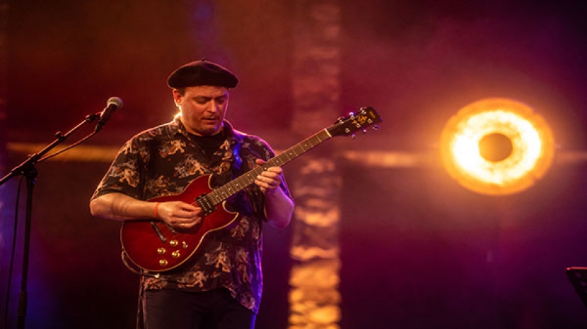 سهرة الثلاثاء9 اوت 2022 KURT ROSENWINKEL