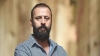 النجم الفلسطيني علي سليمان عضو بلجنة تحكيم مسابقة الأفلام الطويلة في مهرجان البحر الأحمر