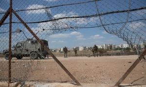 إسرائيل تعيد فتح معبر الجلمة لأول مرة منذ فرار 6 سجناء فلسطينيين من سجن جلبوع